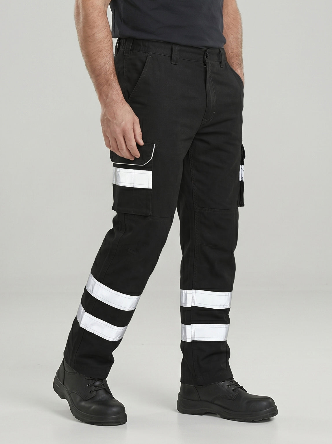 Black Cargo Trouser For Men With Reflectors-BE1665